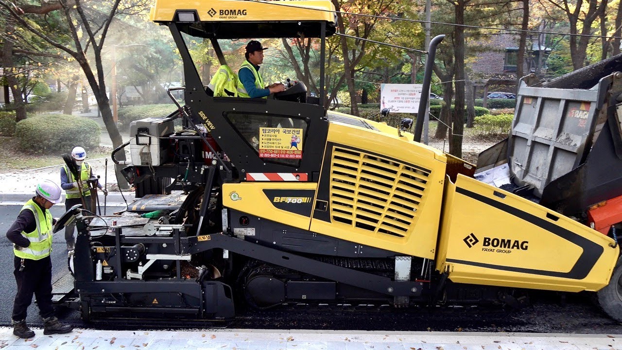 신기한 한국의 도로 건설 과정. 새로운 아스팔트 도로포장 기계 기술