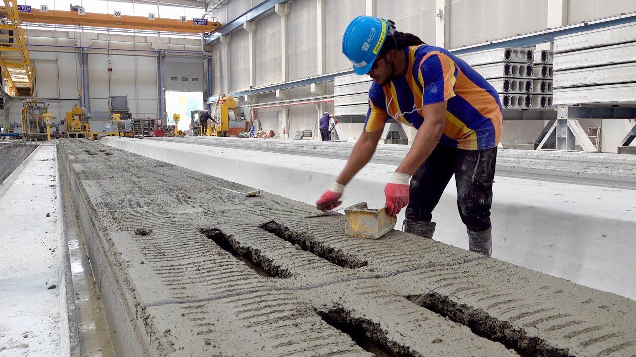 거대한 콘크리트 슬래브를 만드는 과정. 한국의 콘크리트 블럭 대량생산 공장